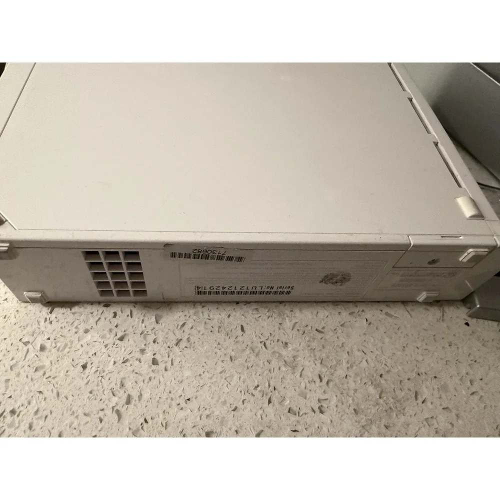 nintendo wii‎ console No Controller Tested Works Perfectly With Stand